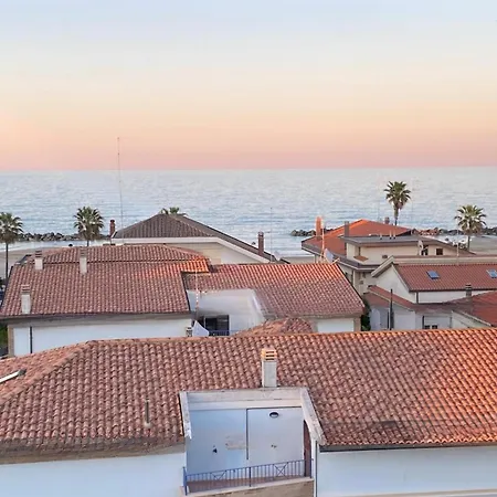 Apartment Terrazza Mare E Monti
